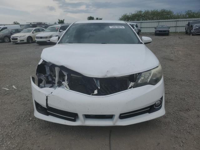 Sedans TOYOTA CAMRY 2014 White