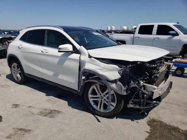  MERCEDES-BENZ GLA-CLASS 2018 Biały