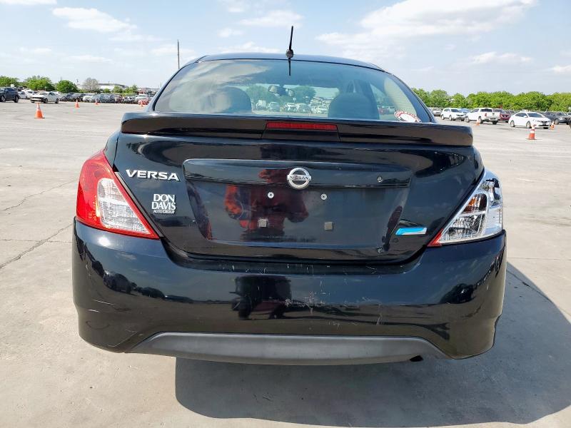  NISSAN VERSA 2015 Черный