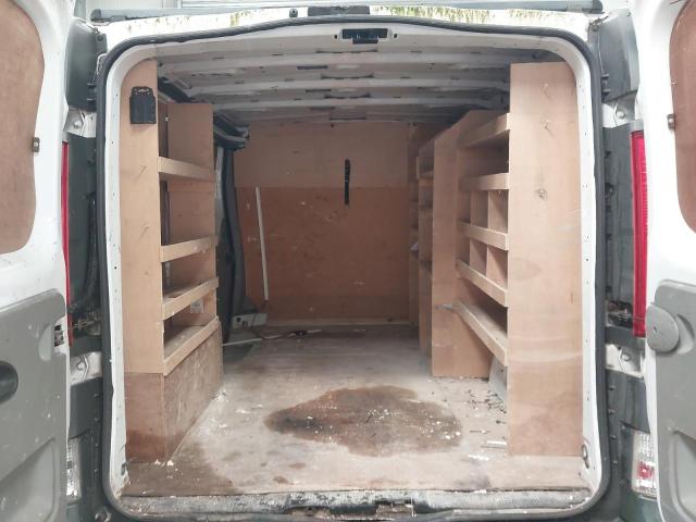 2008 VAUXHALL VIVARO 270