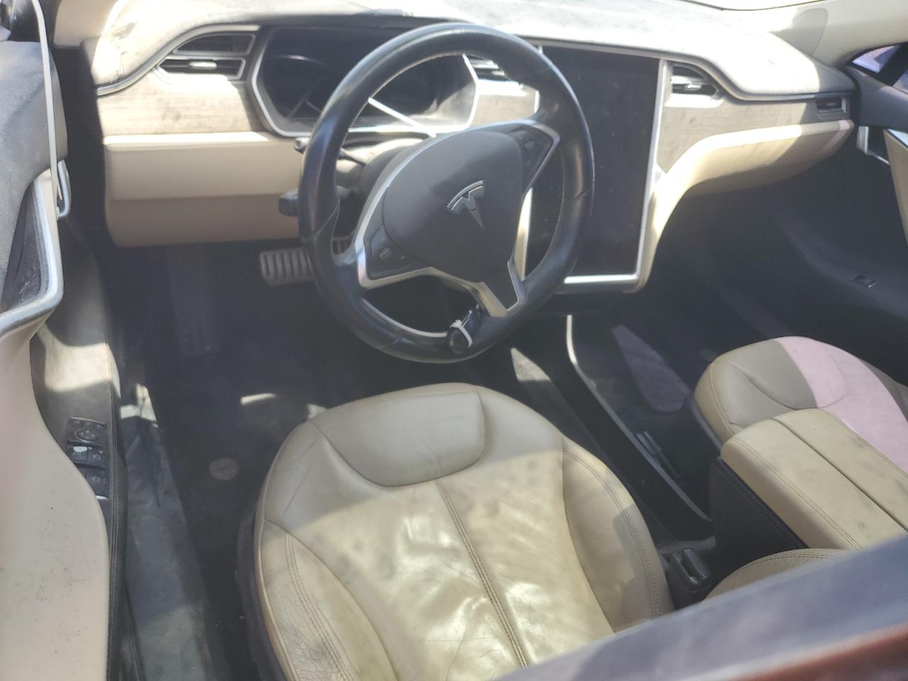 2014 Tesla Model S VIN: 5YJSA1H18EFP49002 Lot: 52215665