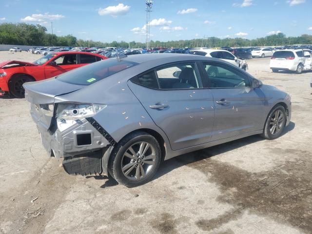  HYUNDAI ELANTRA 2017 Серебристый