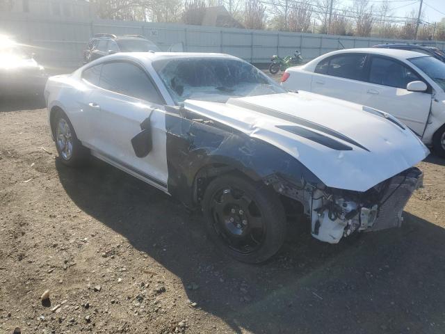 Coupet FORD MUSTANG 2017 White