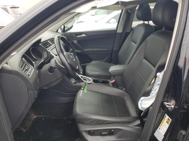  VOLKSWAGEN TIGUAN 2018 Синий