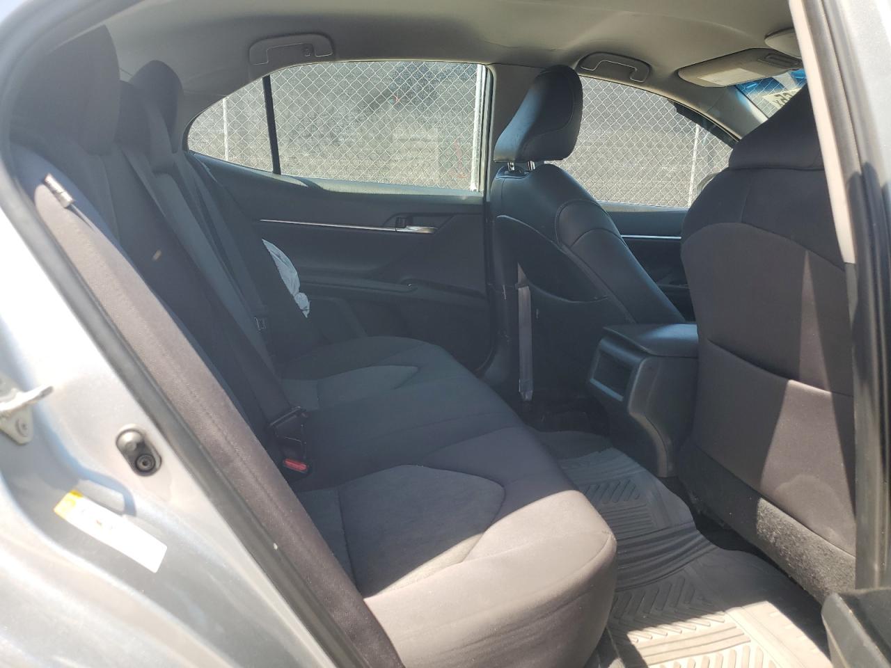 2018 Toyota Camry L VIN: 4T1B11HK7JU052426 Lot: 55094965