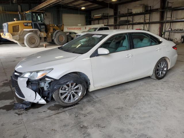 Седаны TOYOTA CAMRY 2015 Белый