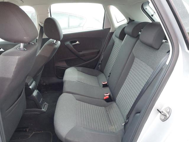 2011 VOLKSWAGEN POLO SEL 8