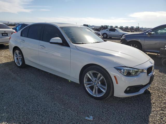  BMW 3 SERIES 2018 Белы