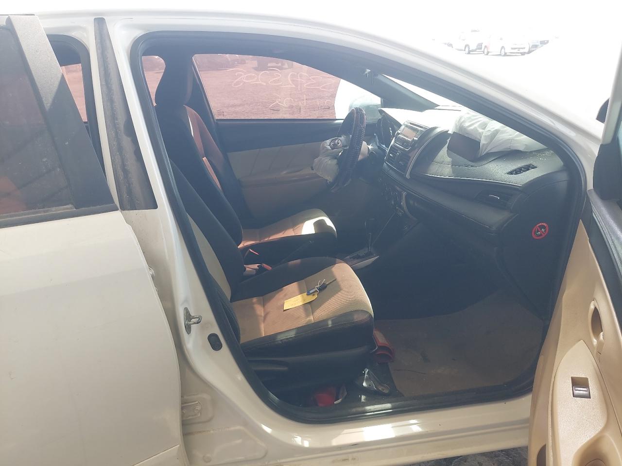MR2K19F30H1011607 - 2017 Toyota Yaris - #undefined
