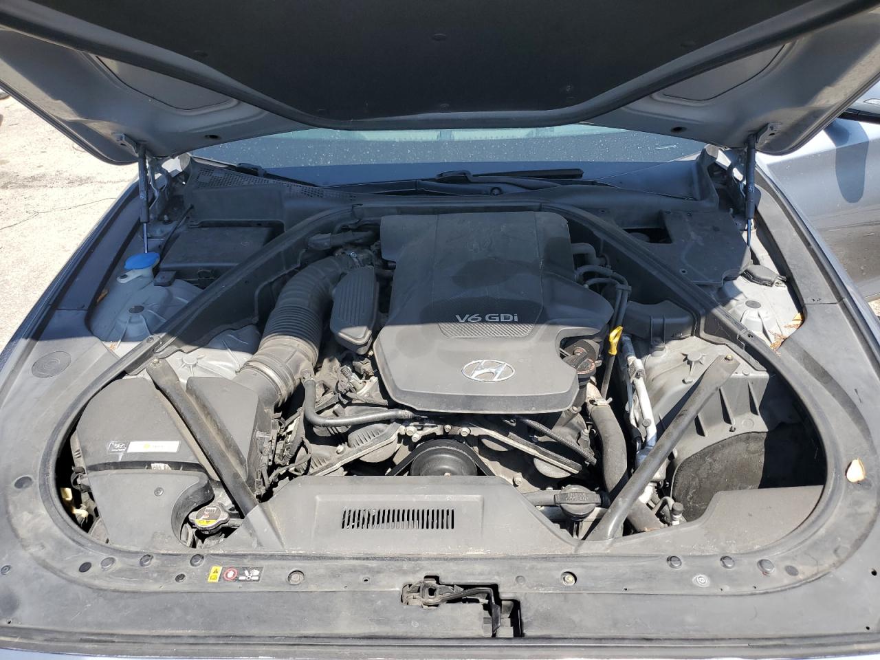 2016 Hyundai Genesis 3.8L VIN: KMHGN4JE2GU117045 Lot: 54413575