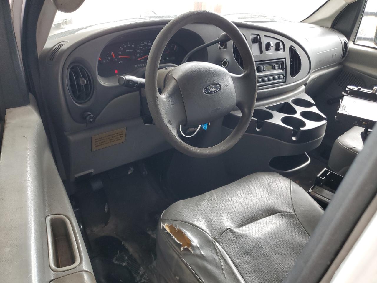 2008 Ford Econoline E350 Super Duty Van VIN: 1FTSE34L68DA15462 Lot: 52294355