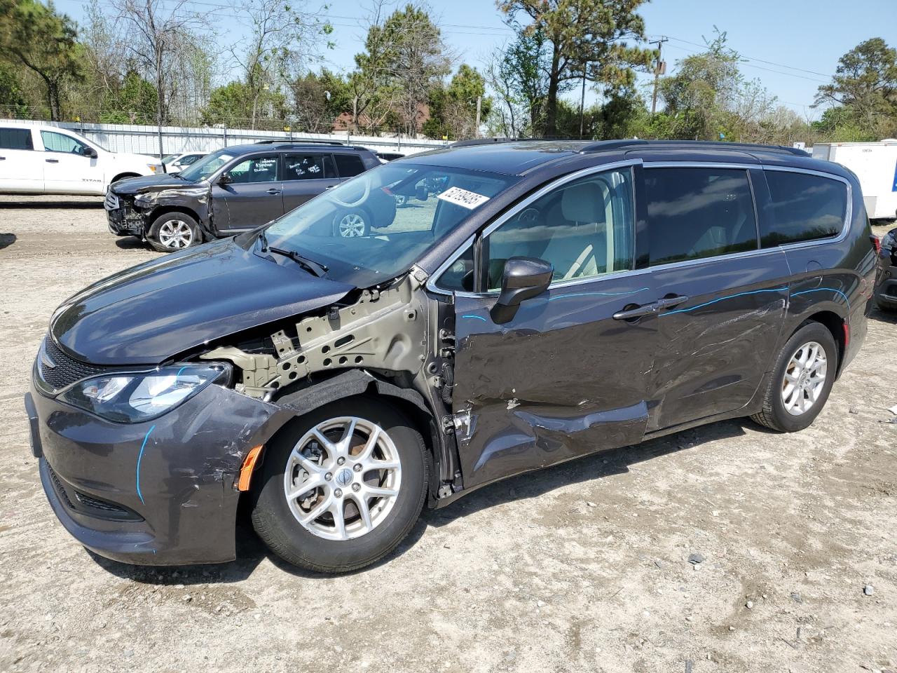 2021 Chrysler Voyager Lxi for Sale in Hampton, VA - Side