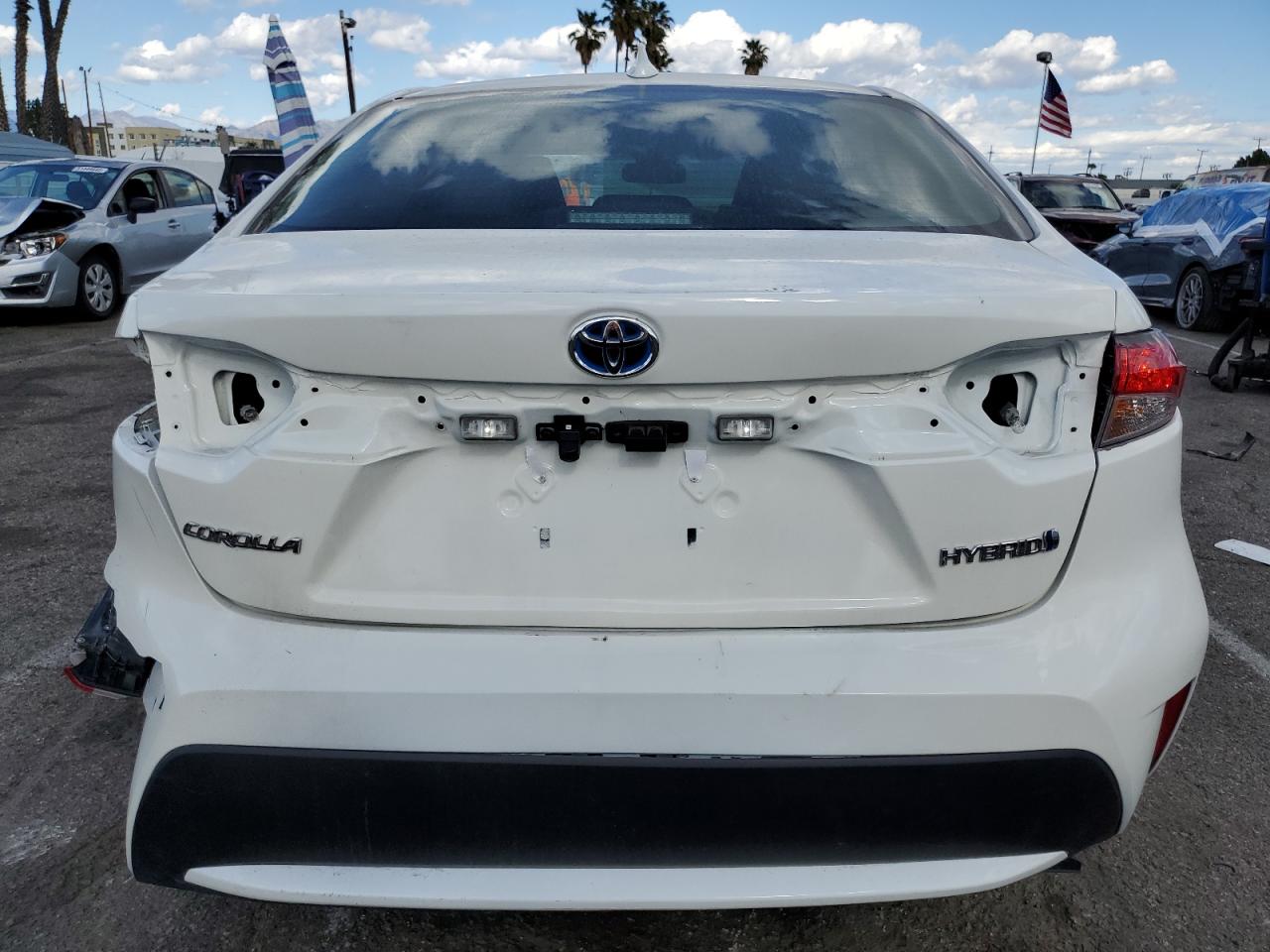 2021 Toyota Corolla Le VIN: JTDEAMDE0MJ012990 Lot: 51616815