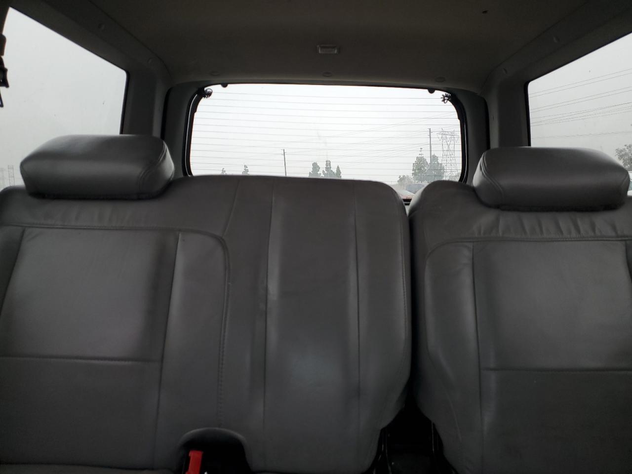 2000 Ford Explorer Xlt VIN: 1FMZU63P6YZB71118 Lot: 53073075