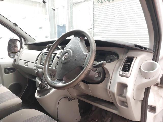 2008 VAUXHALL VIVARO 270