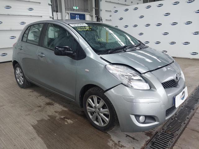 2010 TOYOTA YARIS TR V