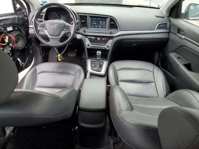  HYUNDAI ELANTRA 2017 Серебристый