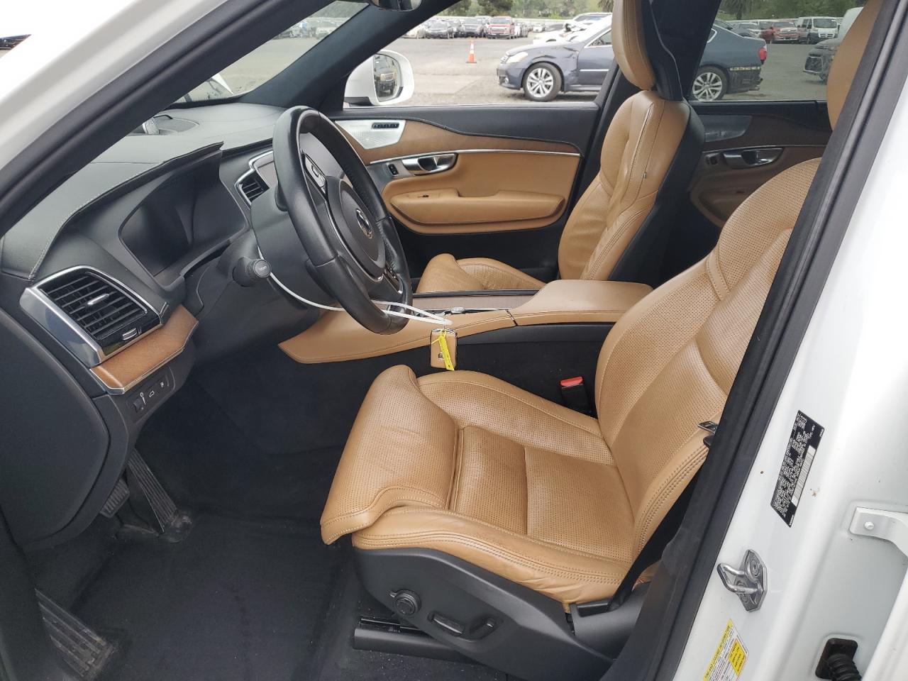 2017 Volvo Xc90 T8 VIN: YV4BC0PL9H1186463 Lot: 53855365
