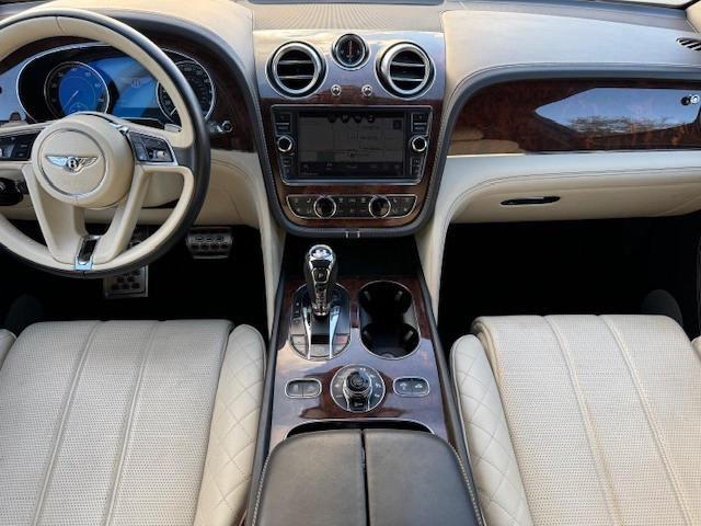 2017 BENTLEY BENTAYGA 