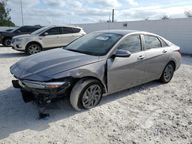 HYUNDAI ELANTRA SE 2024