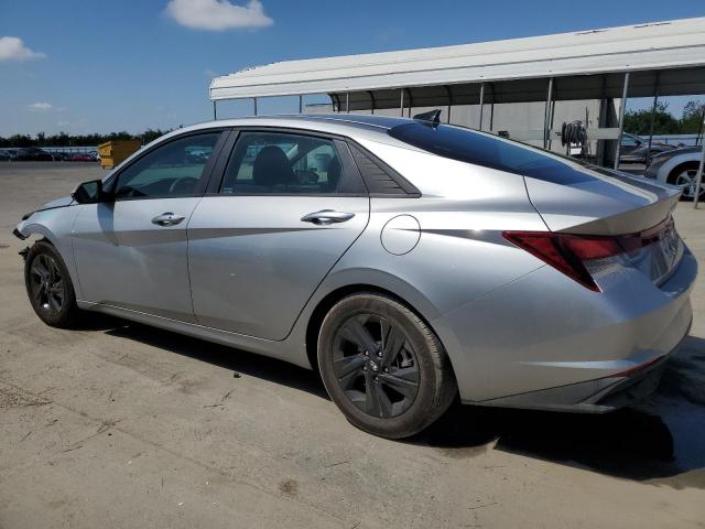  HYUNDAI ELANTRA 2022 Сріблястий