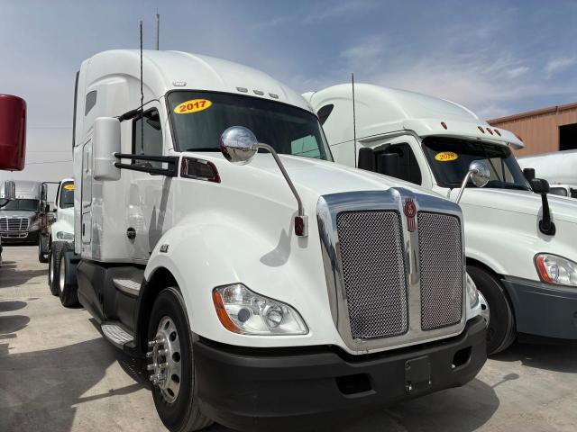 2017 Kenworth Construction T680