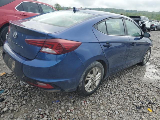  HYUNDAI ELANTRA 2019 Синий