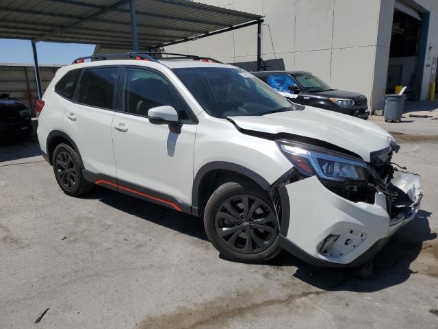  SUBARU FORESTER 2019 Белы