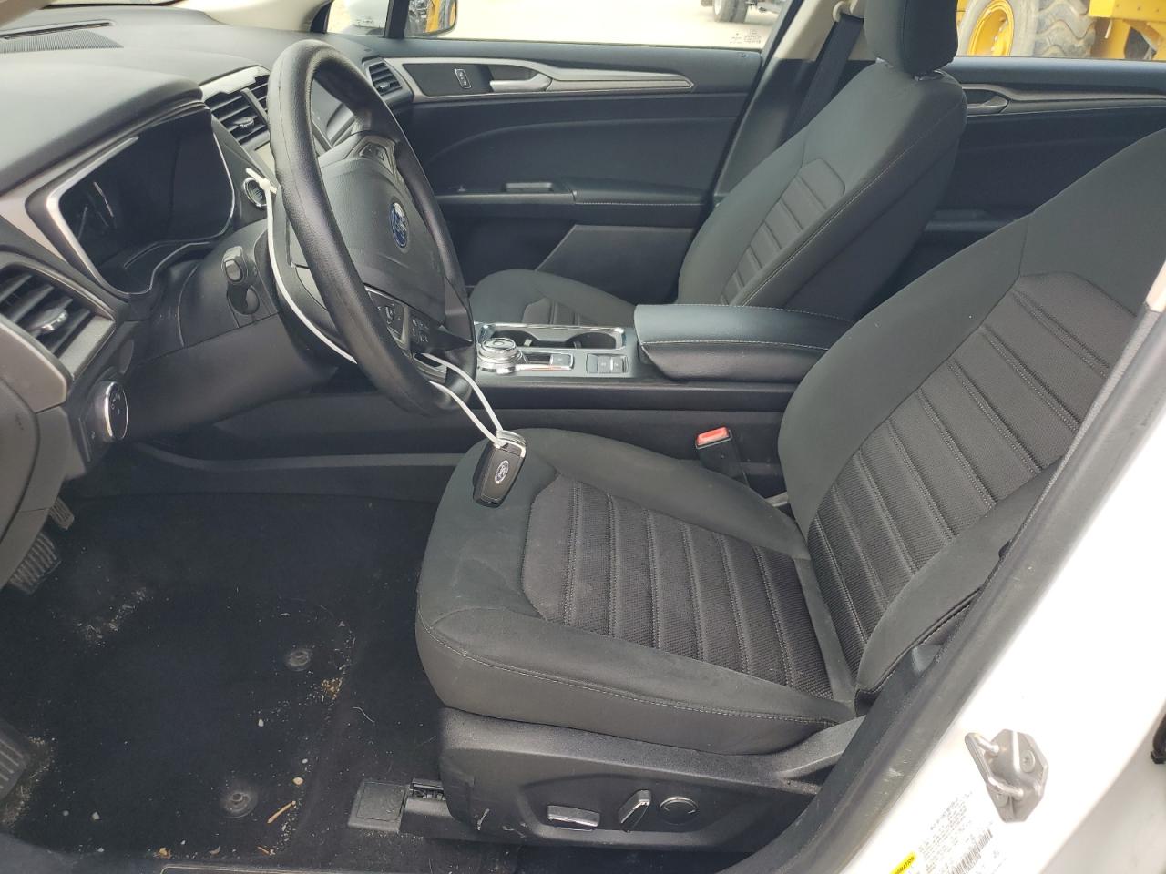 2019 Ford Fusion Se VIN: 3FA6P0LU3KR263998 Lot: 54031125