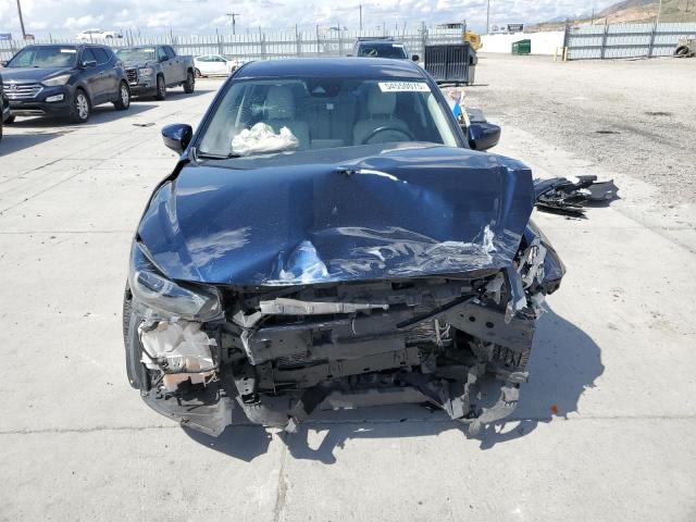  MAZDA 3 2018 Granatowy