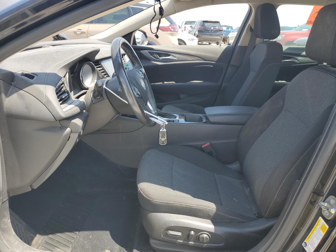 2018 Buick Regal Tourx Preferred VIN: W04GU8SX3J1094196 Lot: 54503335