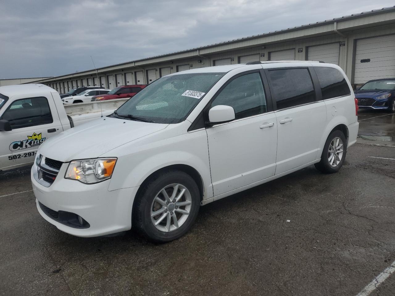 Louisville, KY에서 판매 중인 2018 Dodge Grand Caravan Sxt - Side