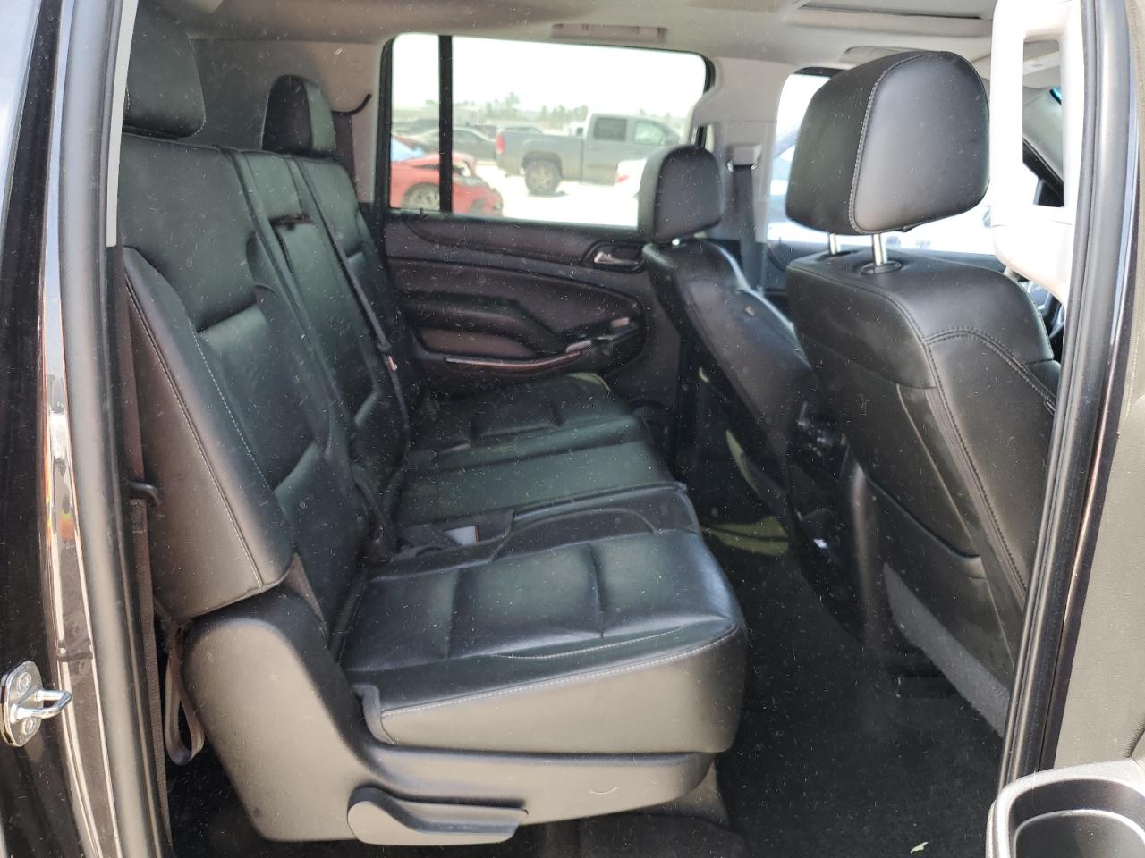 1GKS1GKC1JR148326 2018 GMC Yukon Xl C1500 Slt