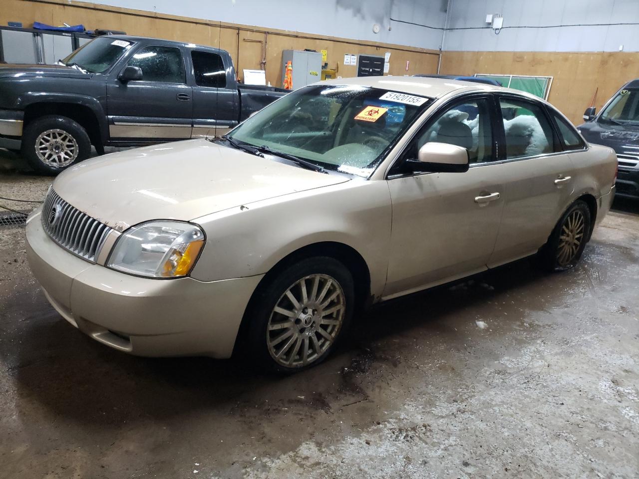 2007 Mercury Montego Premier for Sale in Kincheloe, MI - Top/Roof