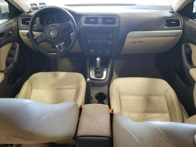 Sedans VOLKSWAGEN JETTA 2013 White