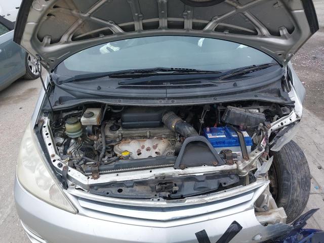 2005 TOYOTA PREVIA T2