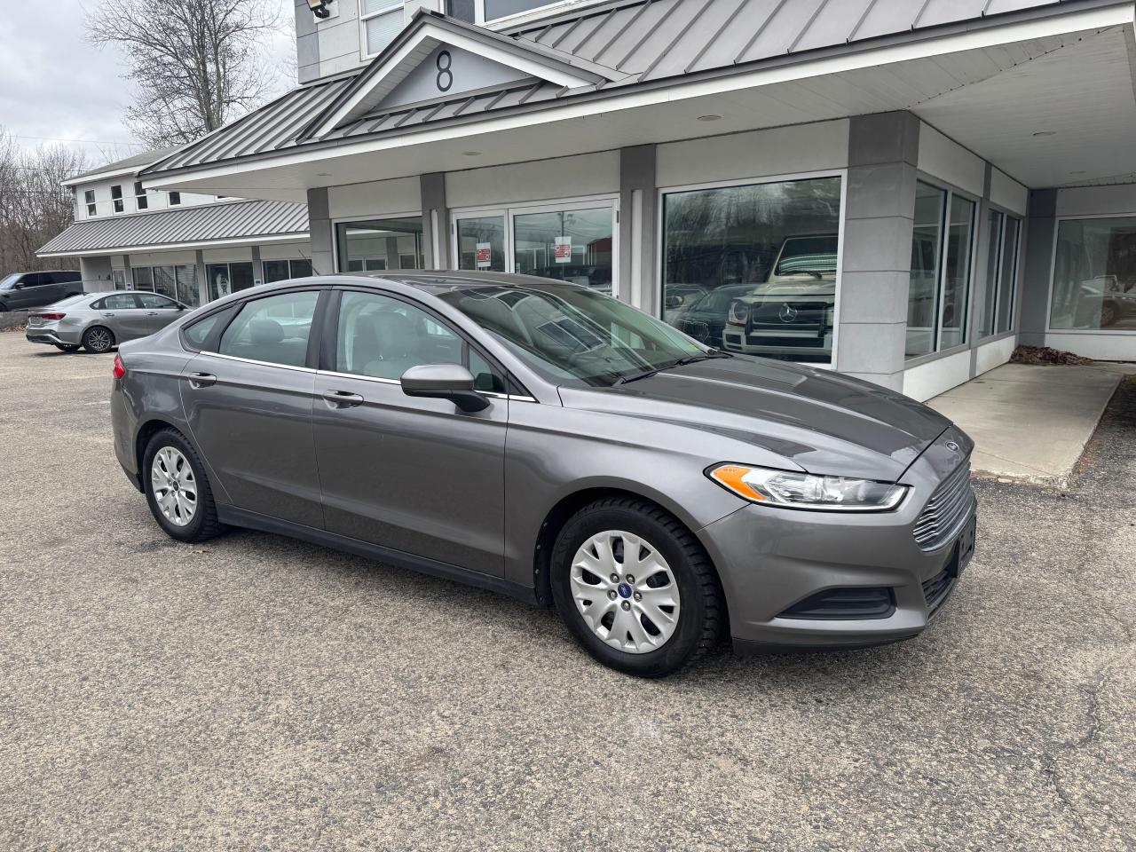 2013 Ford Fusion S за продажба в North Billerica, MA - Minor Dent/Scratches