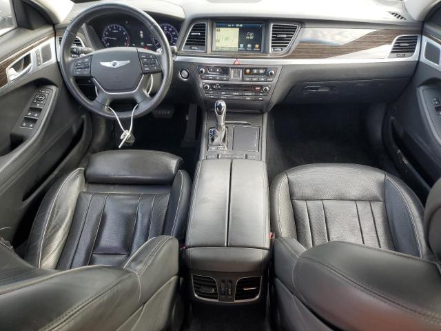 Sedans HYUNDAI GENESIS 2015 Srebrny