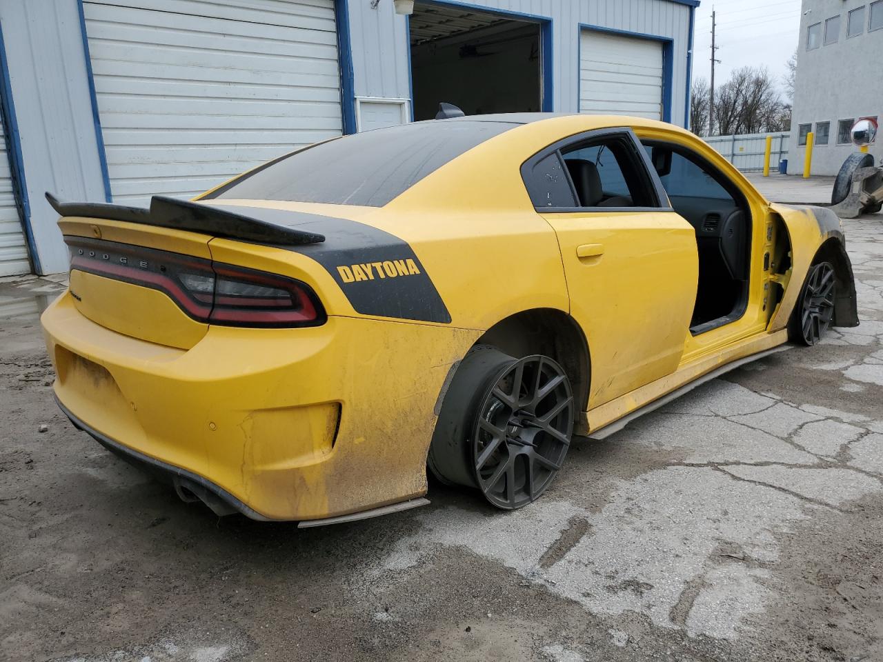 2017 Dodge Charger - Image 3