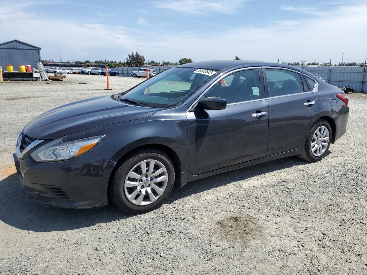 2018 Nissan Altima 2.5 იყიდება Antelope-ში, CA - All Over