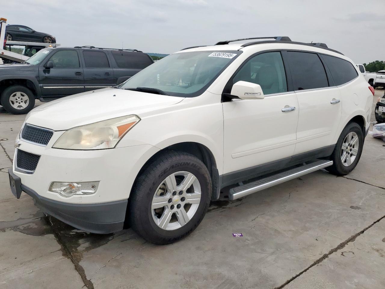 2010 Chevrolet Traverse Lt for Sale in Grand Prairie, TX - Side