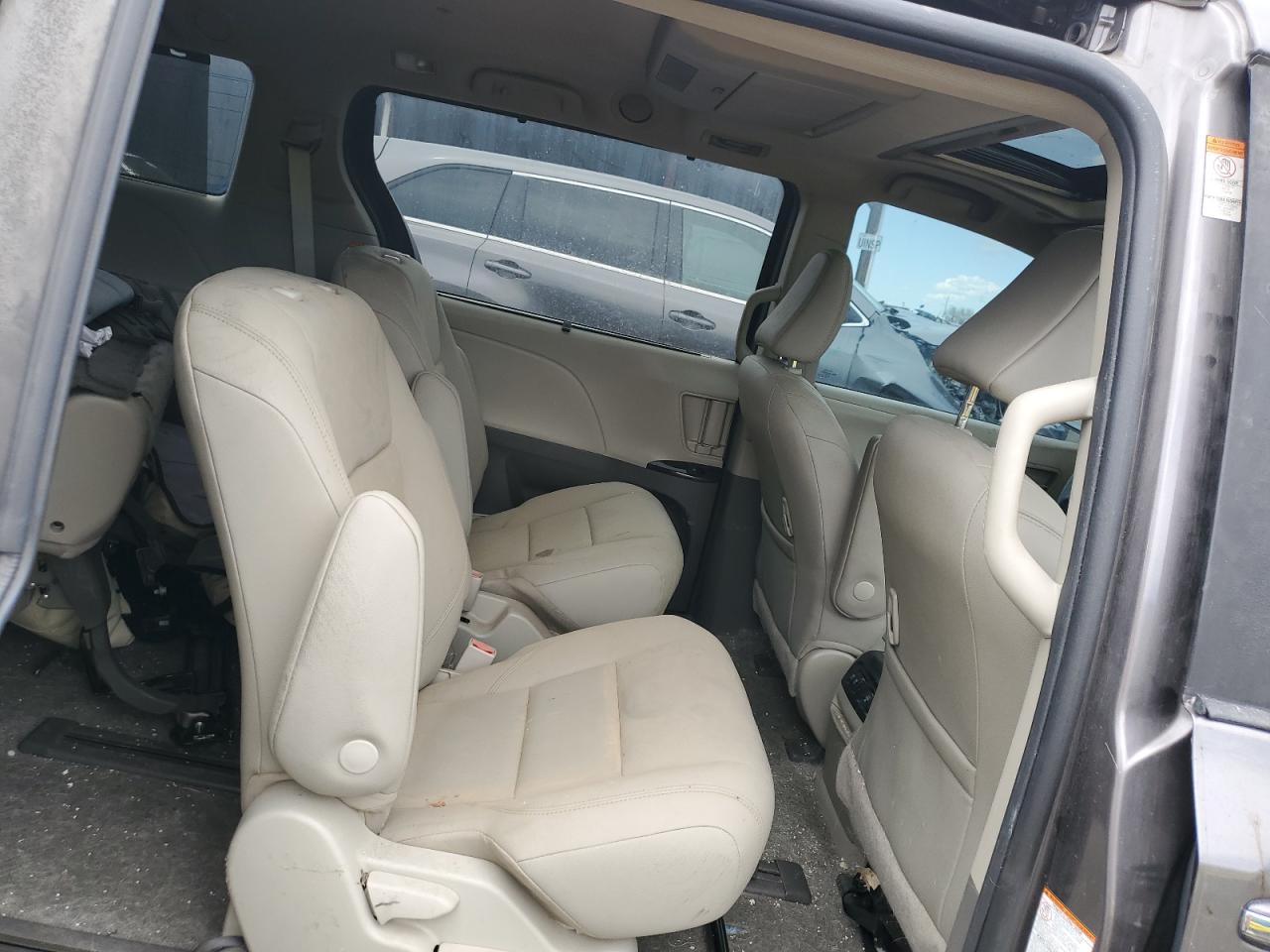 2020 Toyota Sienna Xle VIN: 5TDDZ3DC0LS242575 Lot: 54747655