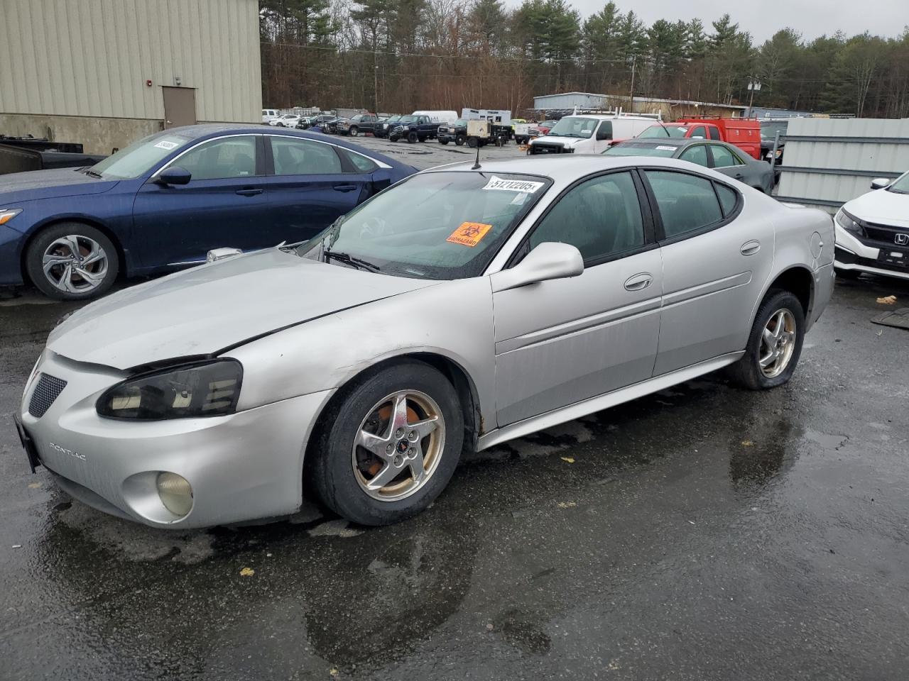 2005 Pontiac Grand Prix for Sale in Exeter, RI - Front End