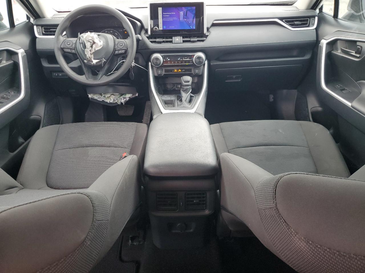 2024 Toyota RAV 4 - Image 8
