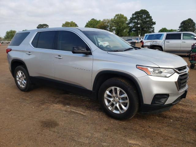  CHEVROLET TRAVERSE 2021 Srebrny