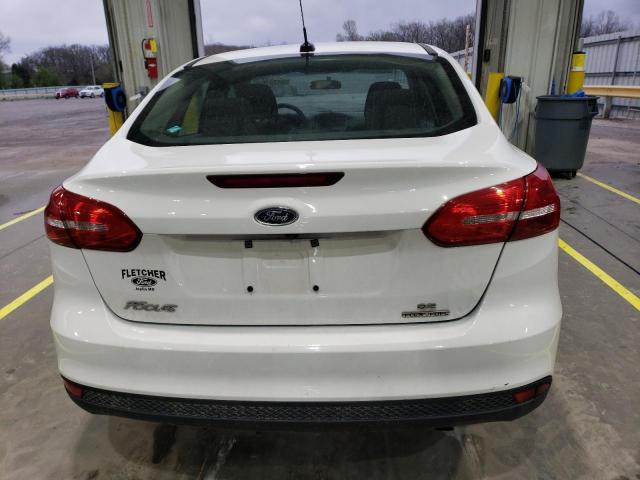 Седаны FORD FOCUS 2015 Белы