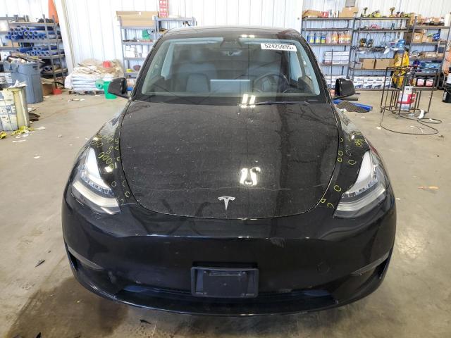  TESLA MODEL Y 2022 Черный