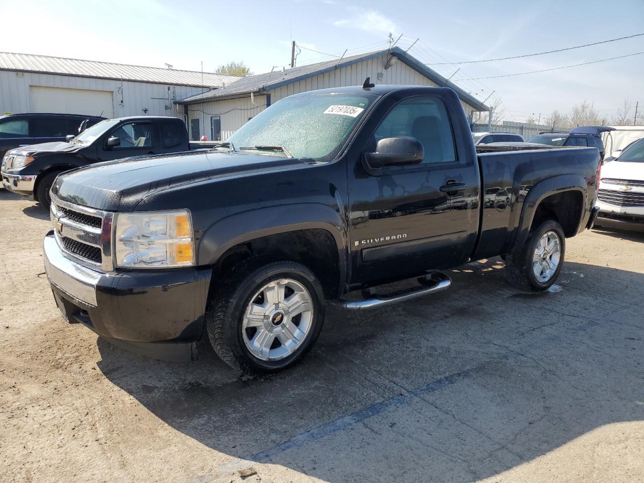 2008 Chevrolet Silverado K1500 للبيع في Pekin، IL - Rear End