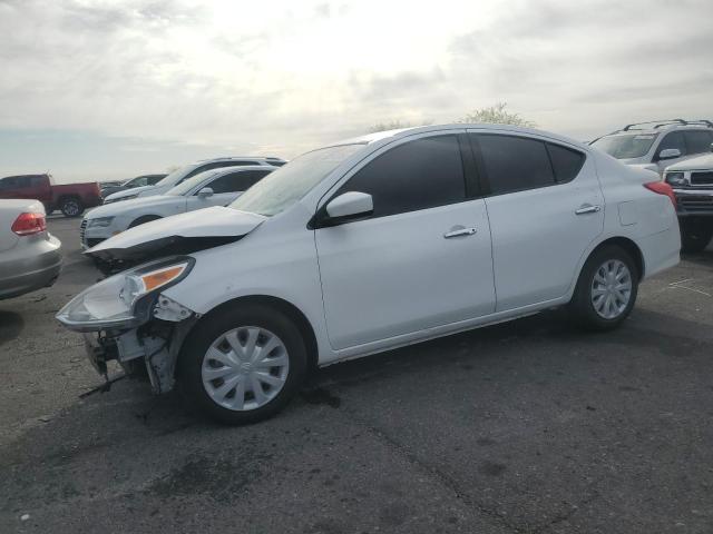  NISSAN VERSA 2018 Белы