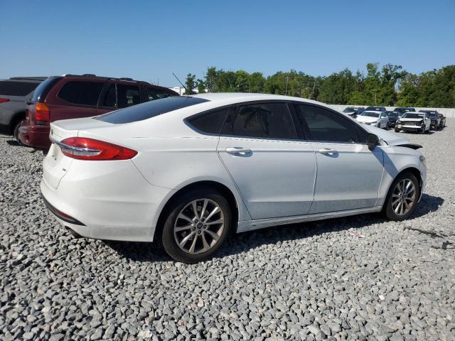  FORD FUSION 2017 Biały